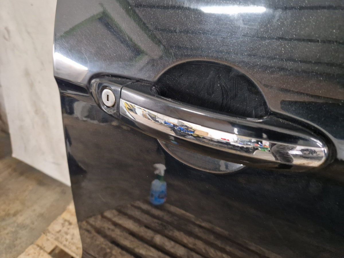 Ford S-Max MK1 (CD340) MPV Front Right Complete Door in Black Panther (Metallic)