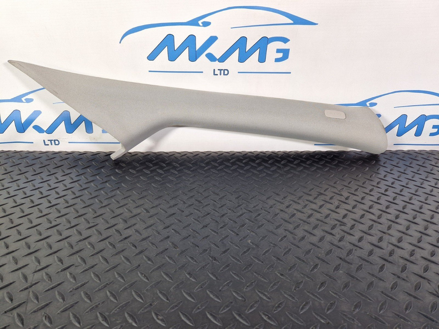 12-18 MERCEDES BENZ B-CLASS W246 FRONT RIGHT SIDE A PILLAR TRIM A2466900225