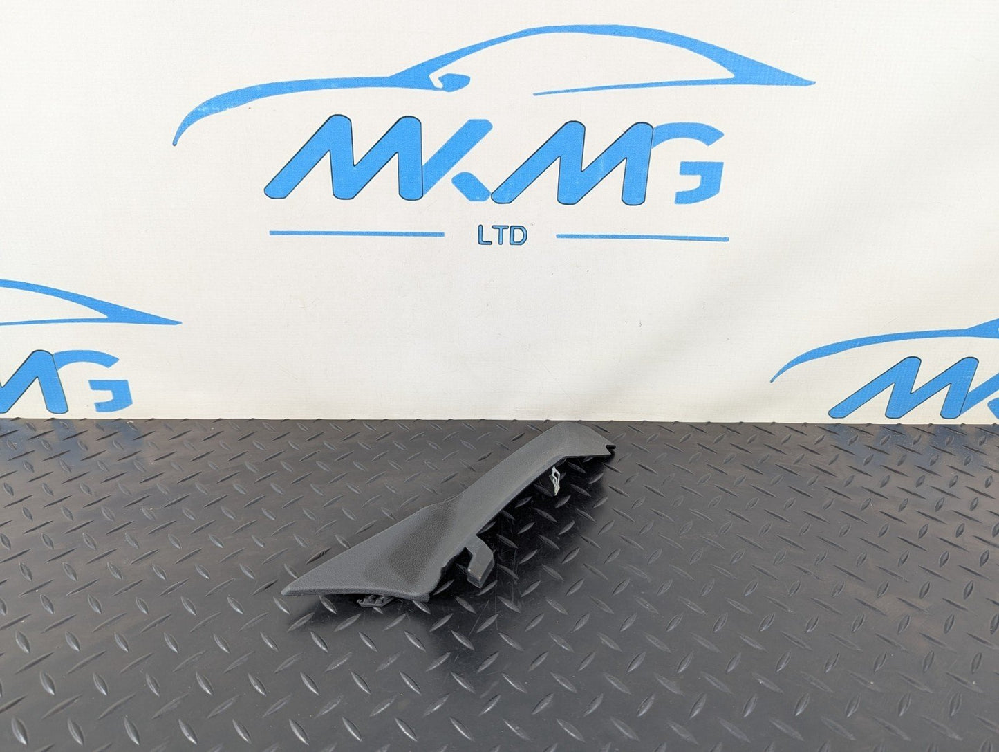 12-17 AUDI Q5 S-LINE GENUINE CENTRE CONSOLE TRIM PANEL 8R2857505A