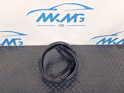 14-21 BMW 2 SERIES F45 F46 ENGINE HOOD FRONT PANEL BUMPER SEALING 7300515