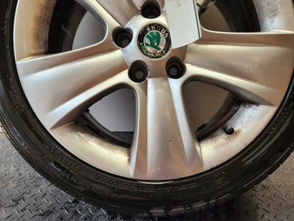 Skoda Yeti MK1 5L 17" Alloy Wheel with Tyre 225/45/17