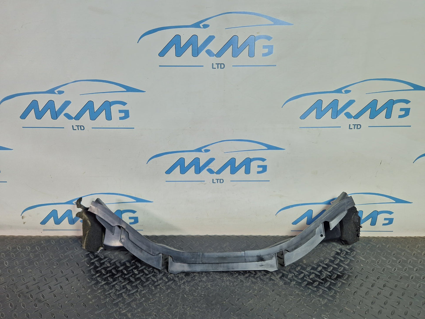 Audi A6 RS6 Allroad C7 Genuine Front Slam Cowling Radiator 4G0806391