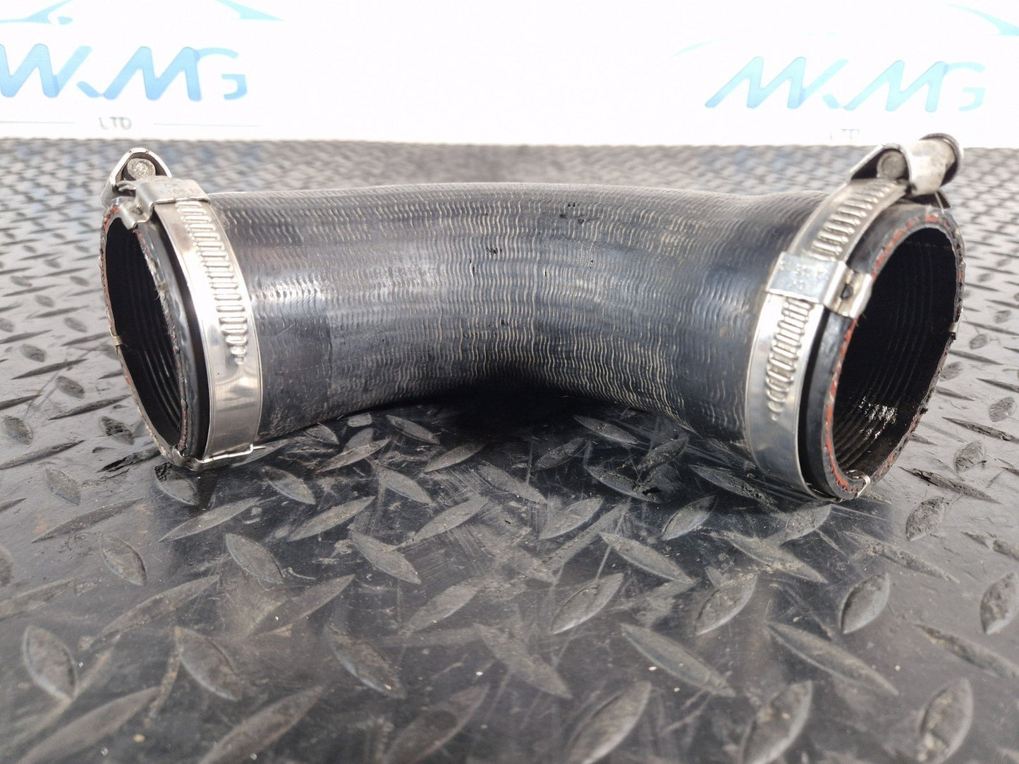 16-20 AUDI Q7 4M GENUINE INTERCOOLER HOSE PIPE 4M0145709G