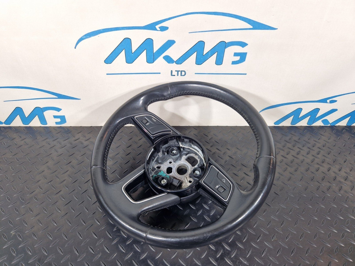 16-19 AUDI A4 B9 OEM STEERING WHEEL 8W0419091CJ
