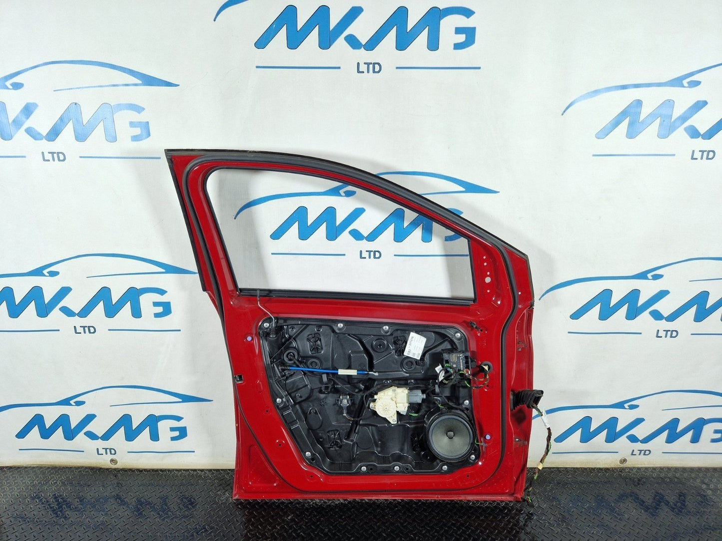 12-18 MERCEDES BENZ B-CLASS W246 FRONT LEFT N/S COMPLETE DOOR JUPITER RED 589