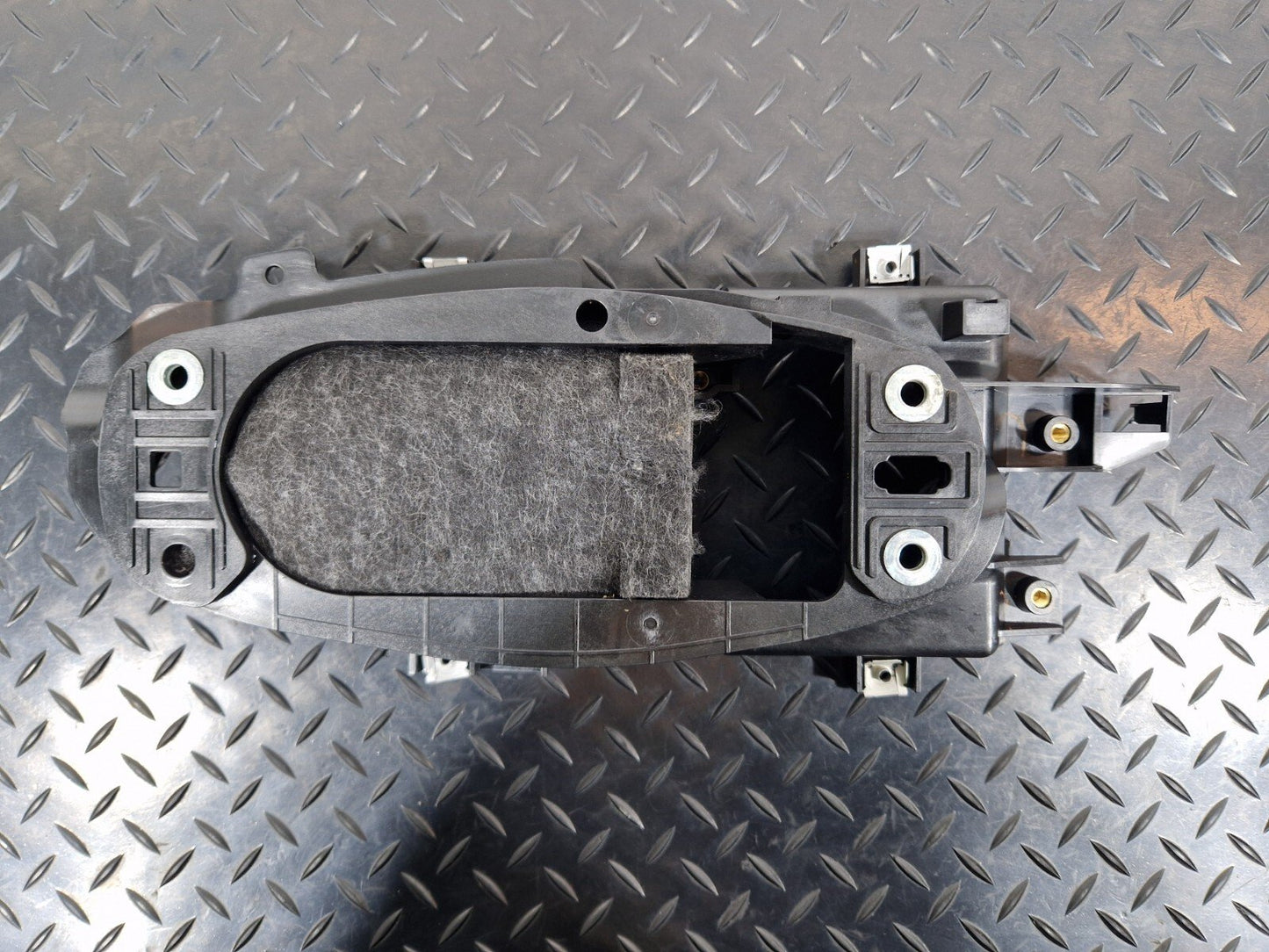 16-23 AUDI A5 F5 S LINE GEAR SHIFTING MECHANISM MOUNTING FRAME 8W2863531