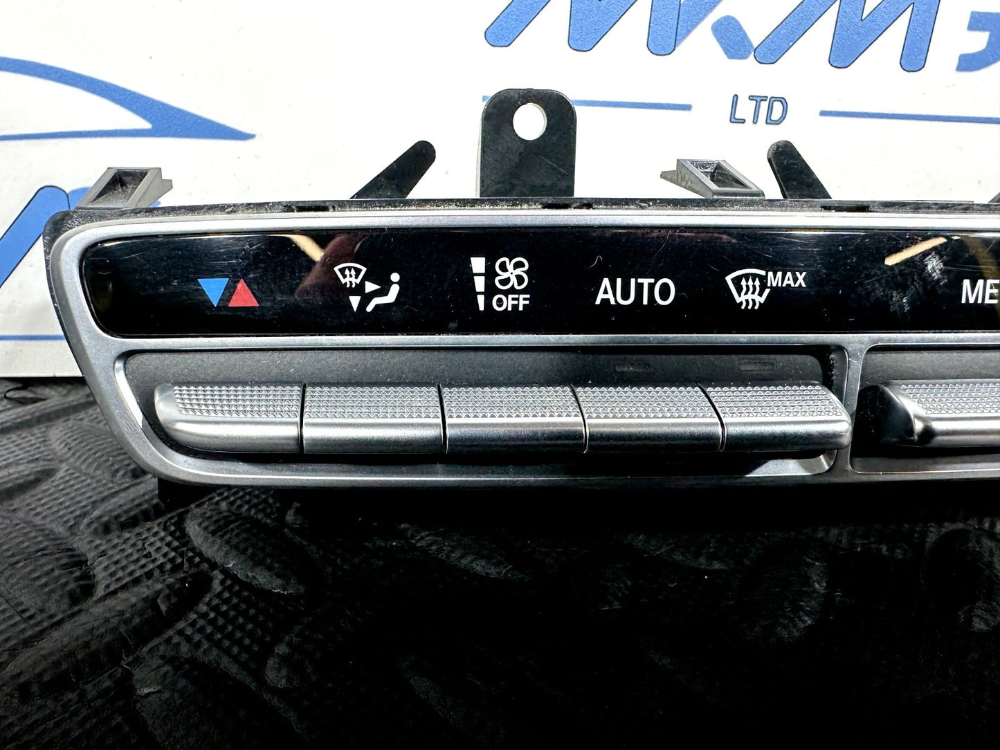 14-21 MERCEDES BENZ C300 W205 GENUINE HEATER CLIMATE CONTROL PANEL A2059054706