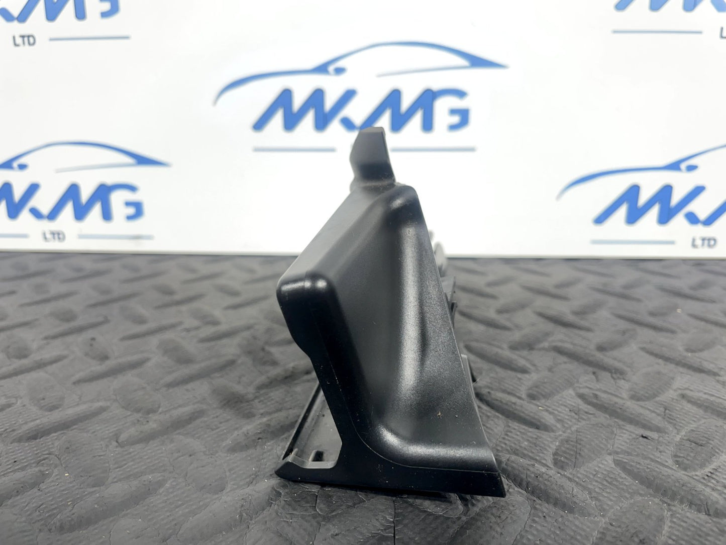 14-21 BMW 2 SERIES GRAN TOURER F45 F46 218D TRIM COVER RIGHT O/S PANEL 7341908