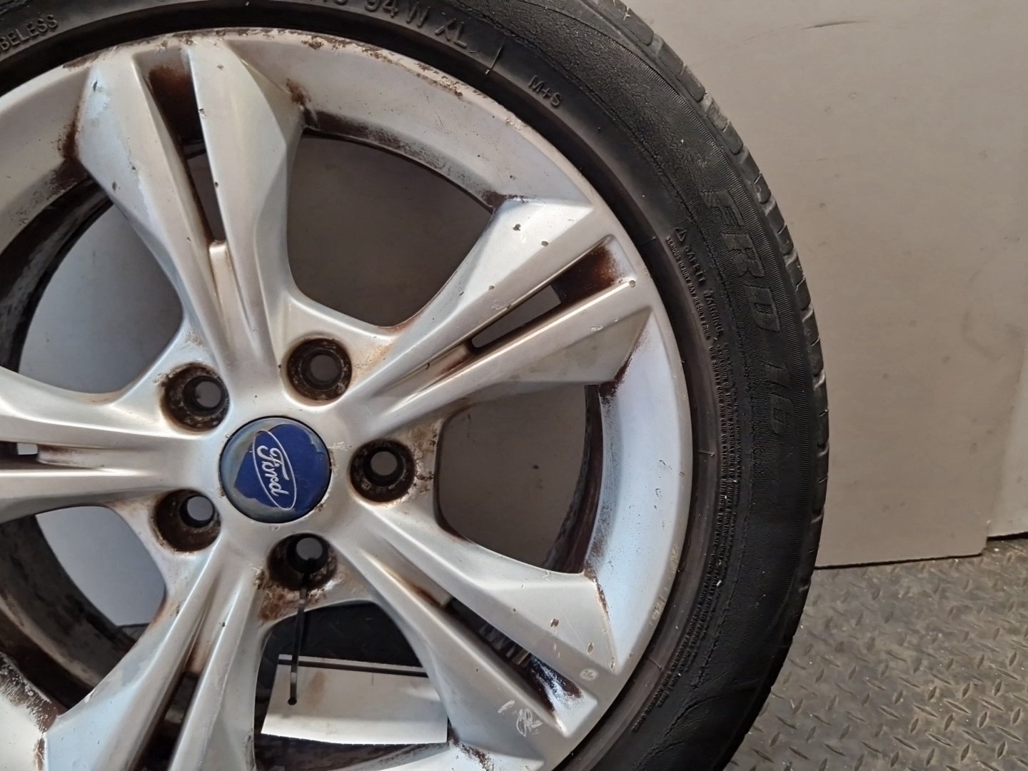 Ford Focus MK3 16" Alloy Wheel with Tyre 205/55/16 ~6mm CM5C-1007-AXA