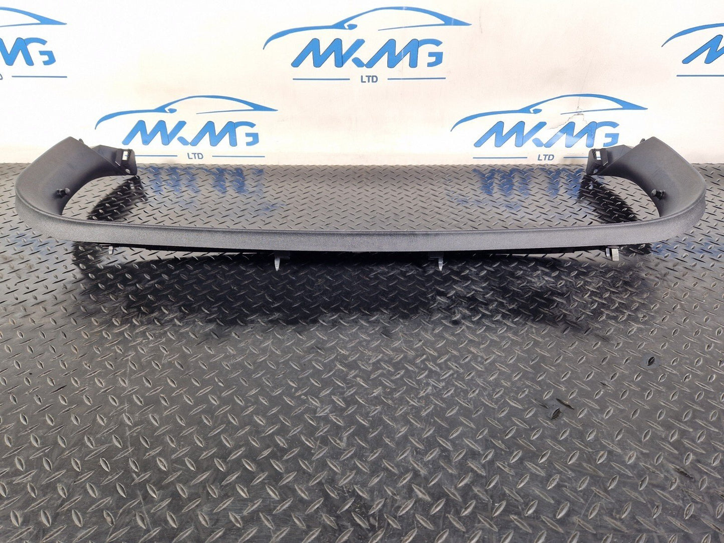 19-ON MERCEDES BENZ B CLASS W247 REAR TAILGATE WINDOW FRAME TRIM A2477402500