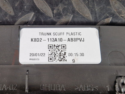 19-ON RANGE ROVER EVOQUE L551 GENUINE TAILGATE LANDING PANEL COVER K8D2113A10