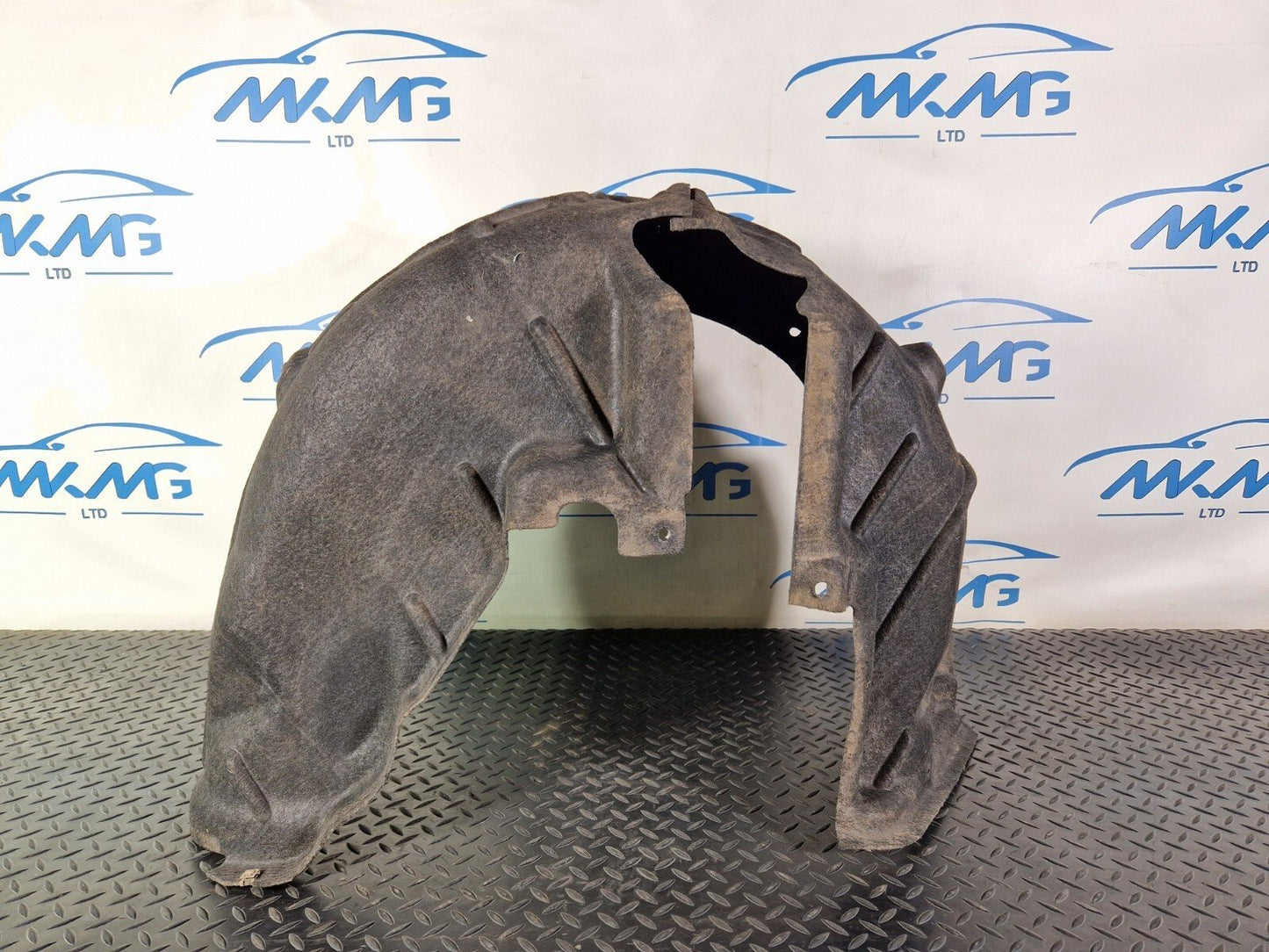 16-19 AUDI A4 B9 S-LINE REAR RIGHT DRIVER SIDE WHEEL ARCH LINER 8W0810172F