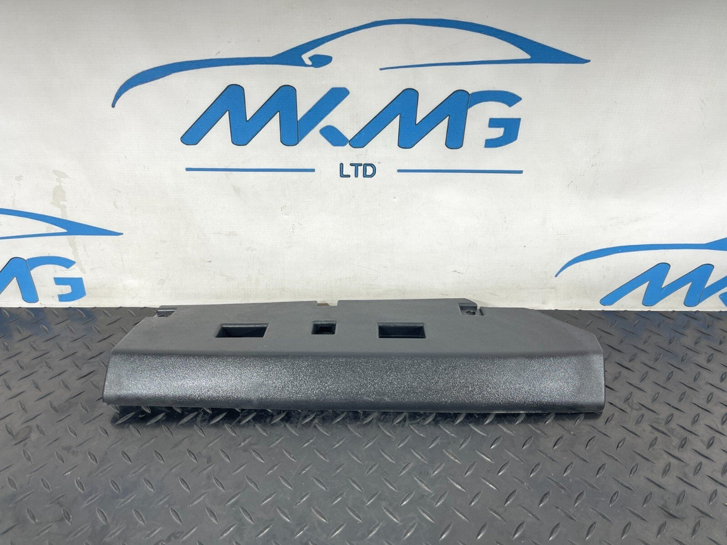LAND ROVER DISCOVERY SPORT L550 N/S PASSENGER SIDE LOWER TRIM PANEL 19K044M91BC