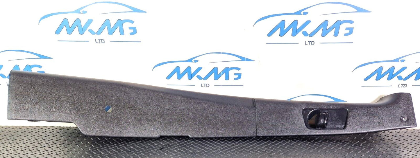 Mercedes-Benz Sprinter W907 Right B Pillar Trim A9076905200 A9106901900