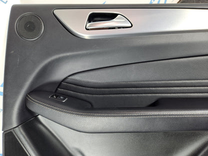 11-19 MERCEDES BENZ ML W166 GENUINE REAR RIGHT O/S/R BLACK LEATHER DOOR CARD