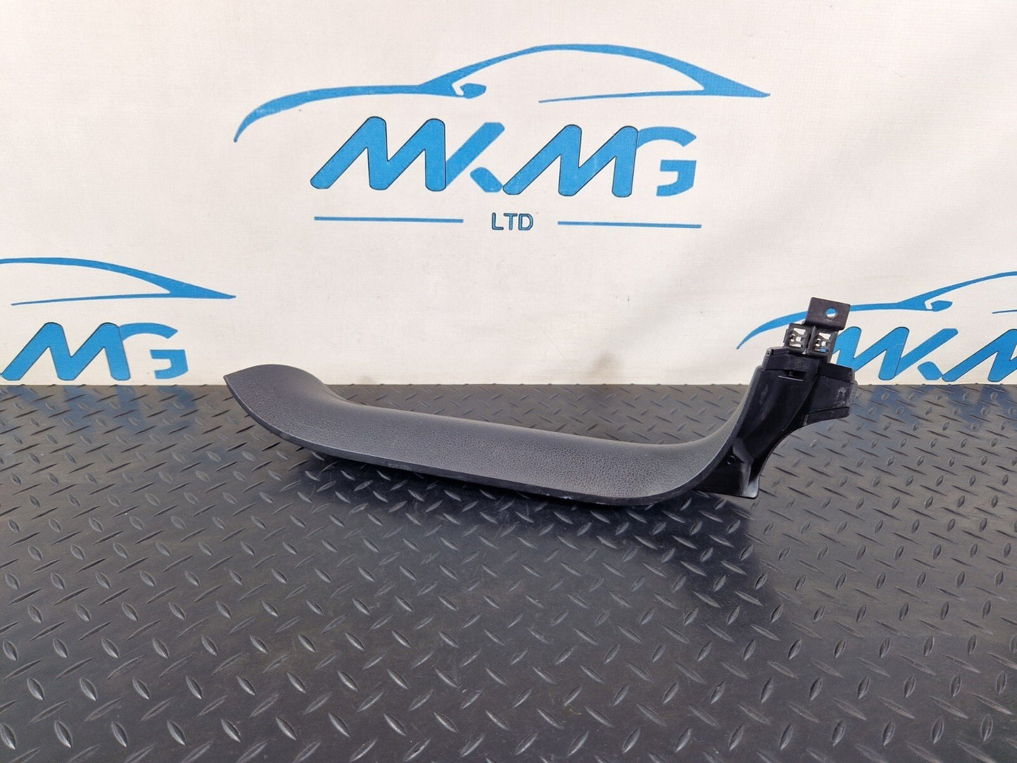 10-15 AUDI Q7 4L GENUINE OEM REAR RIGHT O/S TAIL GATE TRIM COVER PANEL 4L0867608