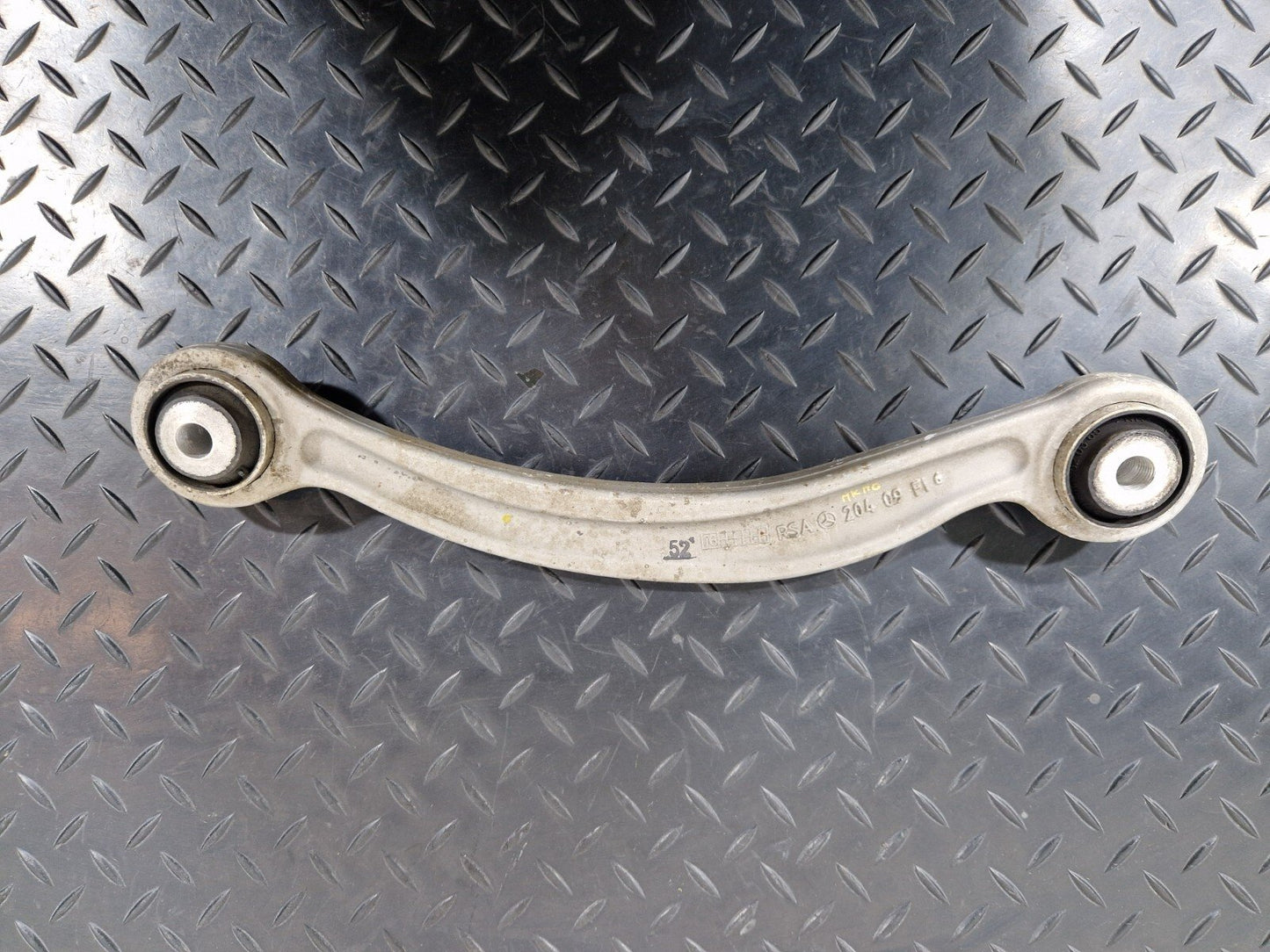 14-21 MERCEDES BENZ C200d W205 REAR LEFT N/S WISHBONE CONTROL ARM A2043502106