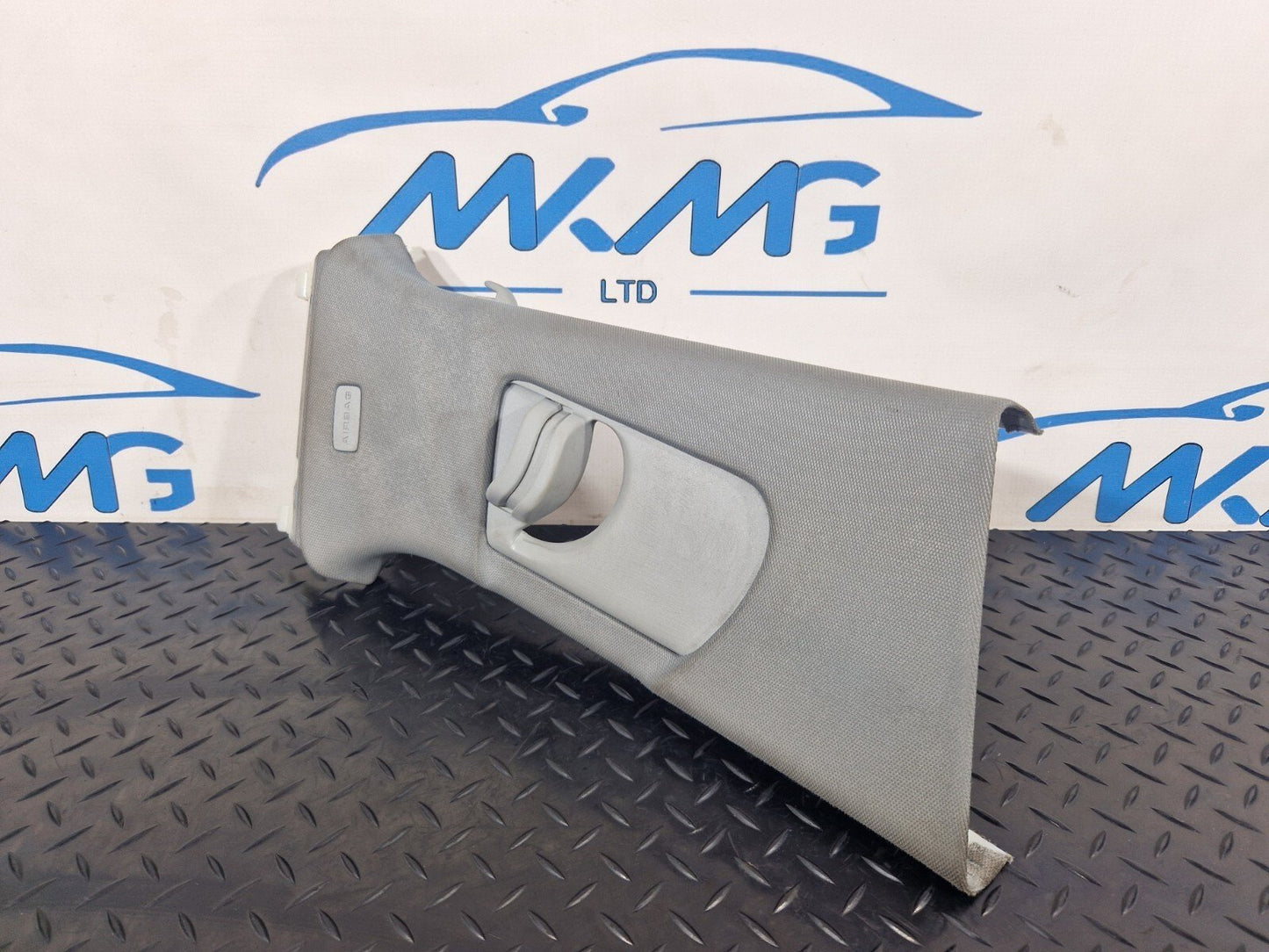 16-19 AUDI A4 B9 GENUINE RIGHT DRIVER SIDE B-PILLAR TRIM COVER 8W0867244