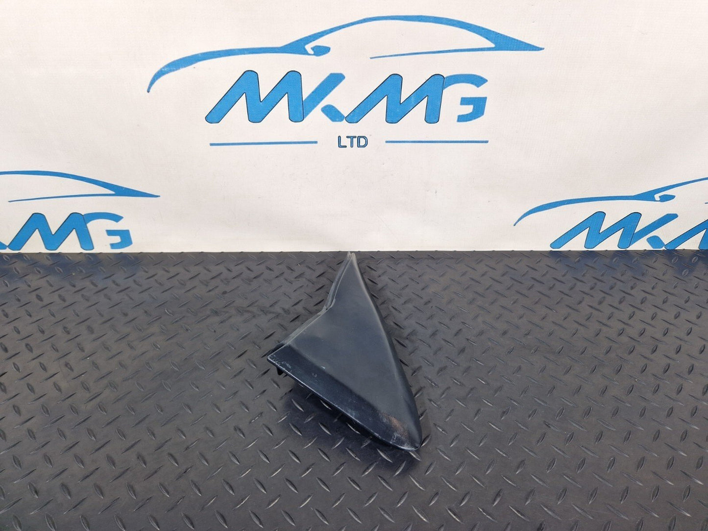 18-ON MERCEDES BENZ SPRINTER W907 W910 OEM RIGHT WING MIRROR COVER A9108110300