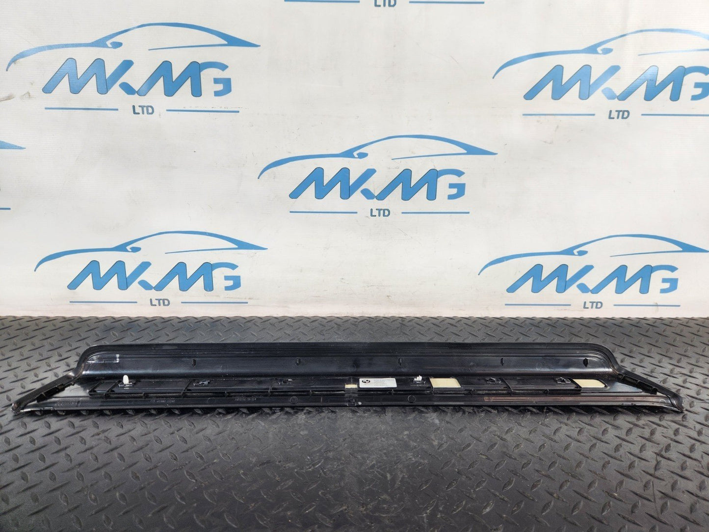 11-18 BMW 6 SERIES F13 COUPE M-SPORT OEM FRONT LEFT N/S DOOR STEP SILL 8051705