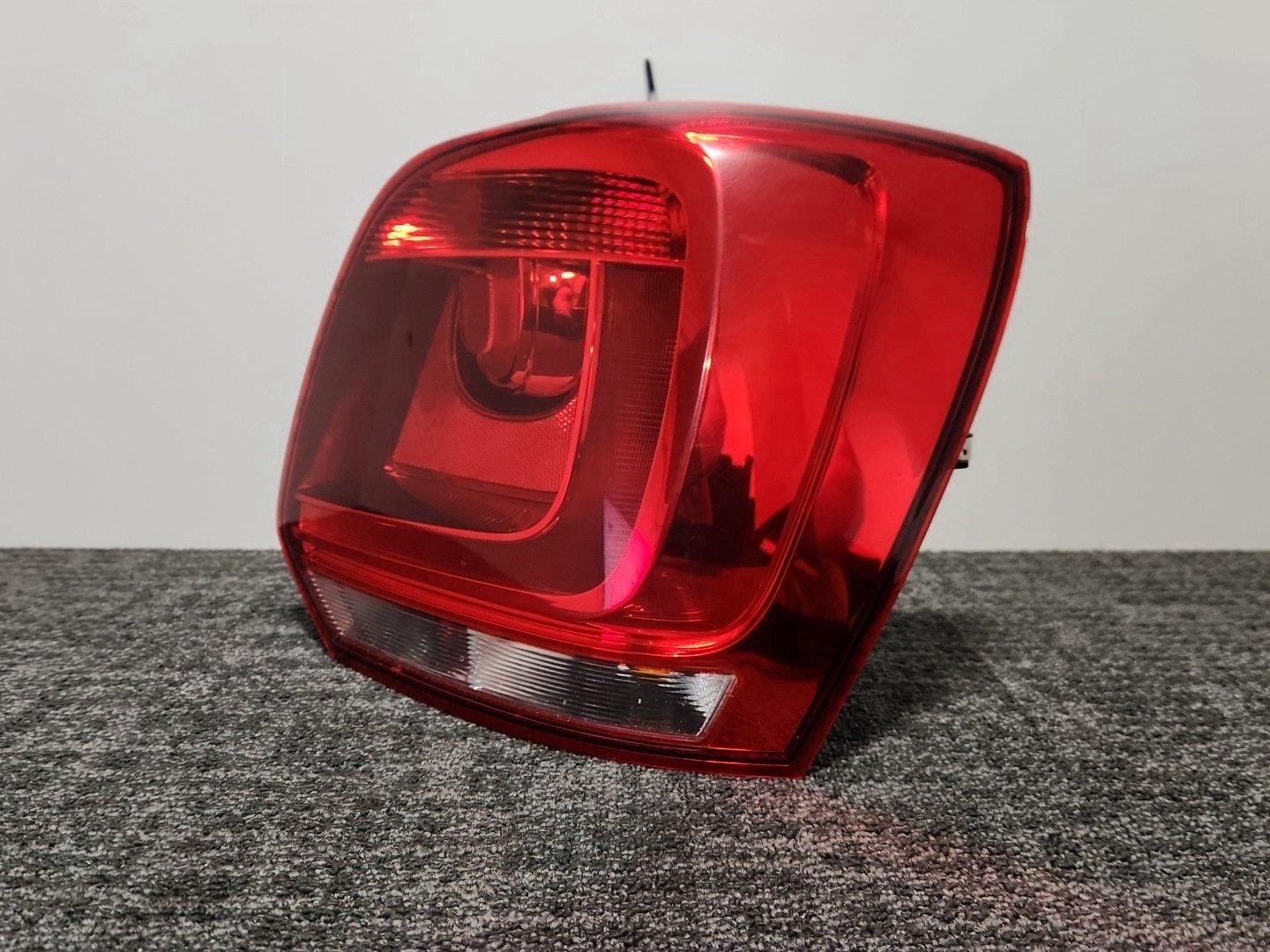 2011 Volkswagen Polo 6R - MK5 Genuine Rear Right O/S Driver Tail Light