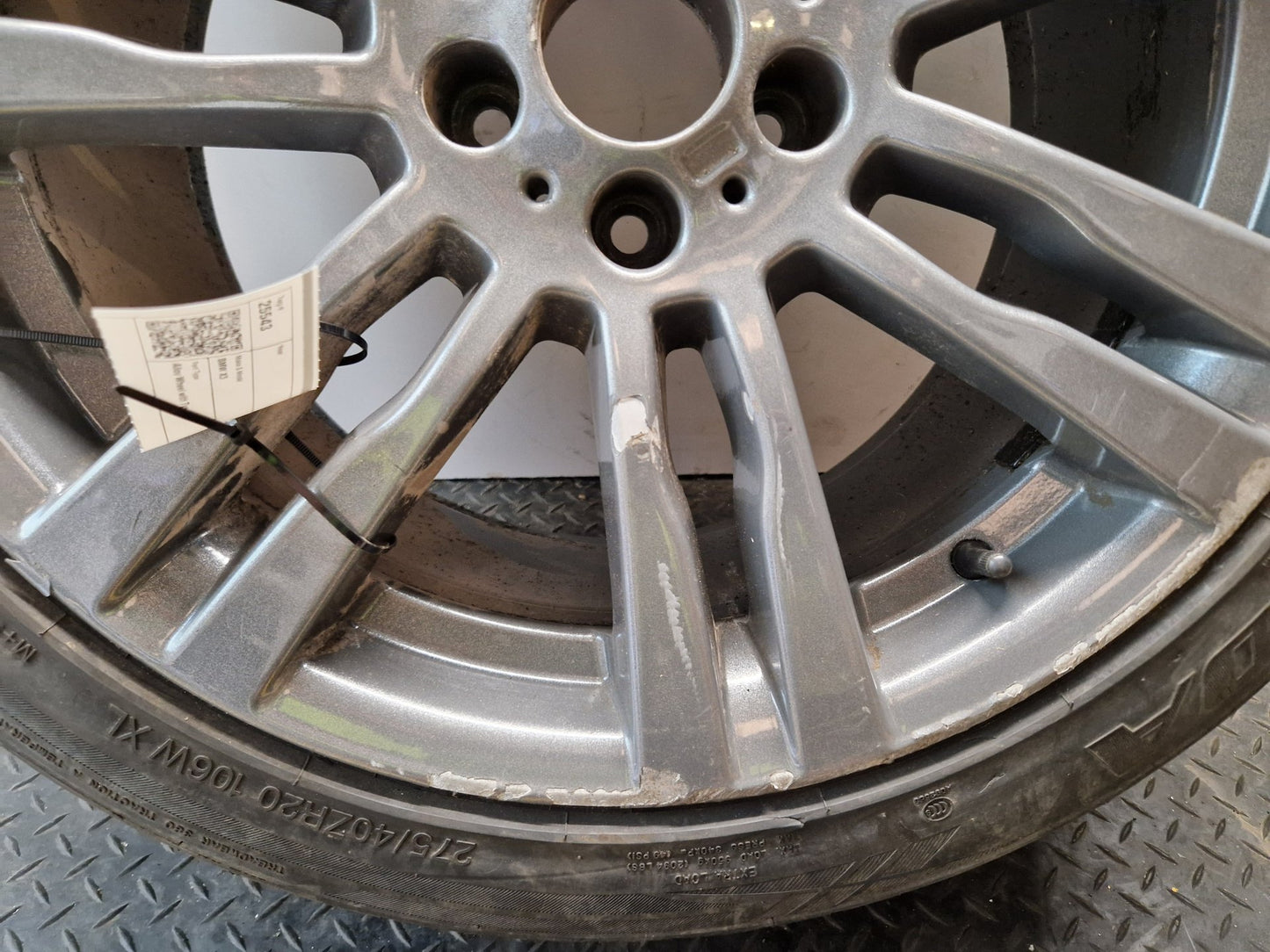 BMW X5 E70 20" Alloy Wheel with Tyre 275/40/20 ~5mm 7842183