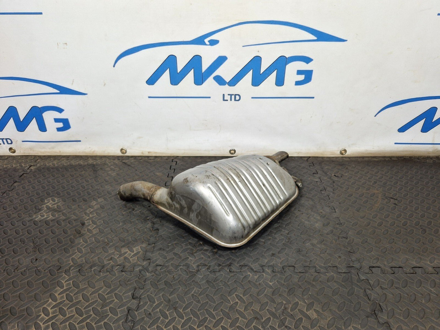 MERCEDES E CLASS W212 CLS W218 REAR EXHAUST SILENCER RIGHT A2124910100