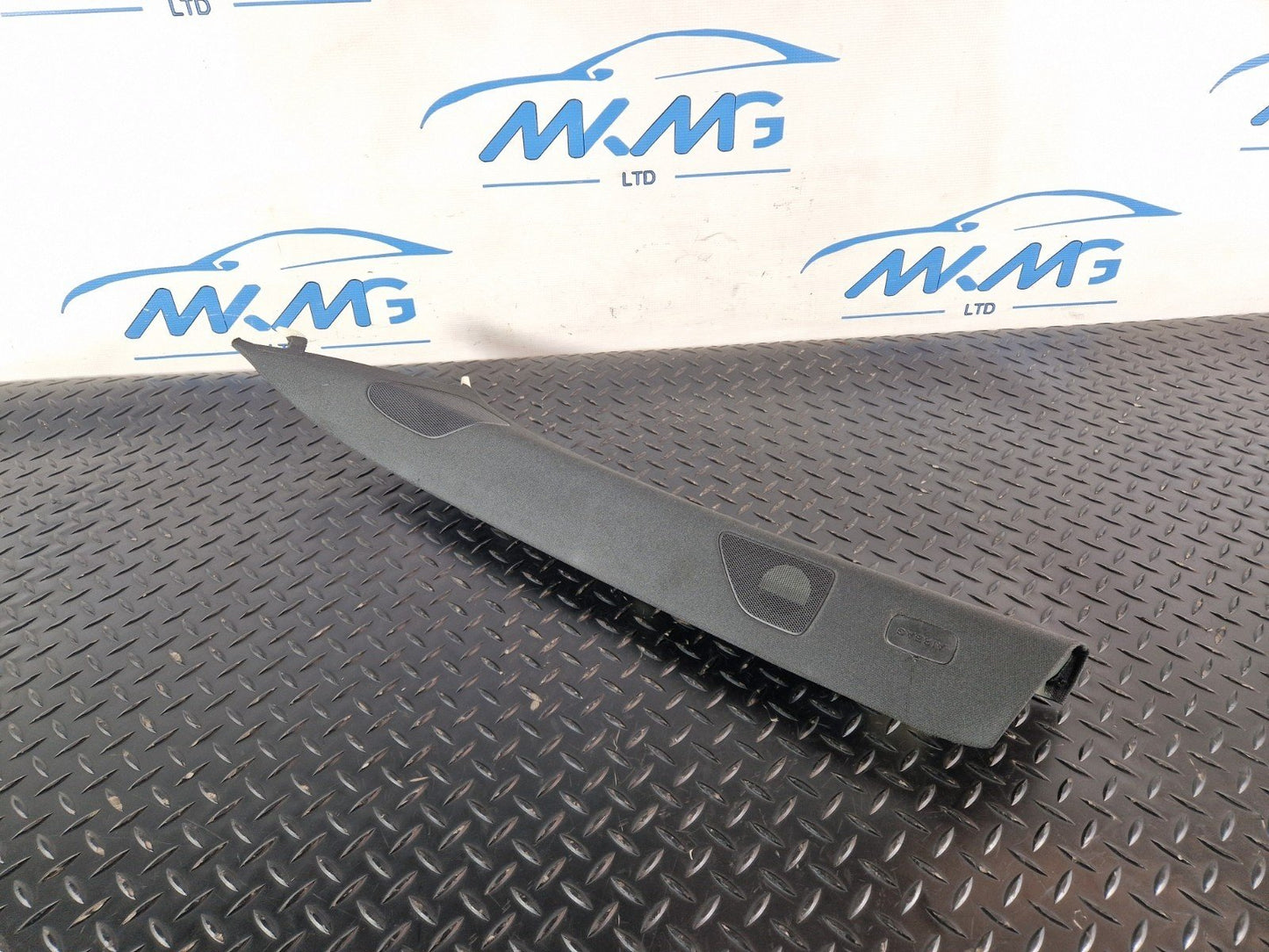 16-20 AUDI Q7 4M GENUINE FRONT LEFT N/S BOSE A PILAR TRIM COVER BLACK 4M0867233B