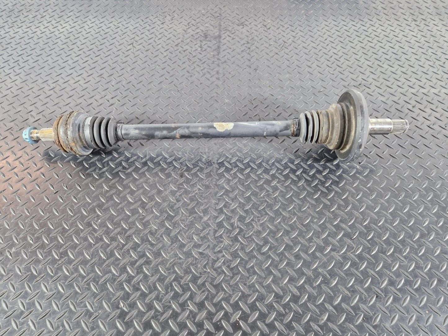 14-21 MERCEDES BENZ W205 GENUINE REAR DRIVESHAFT FITS BOTH SIDES A2203570191