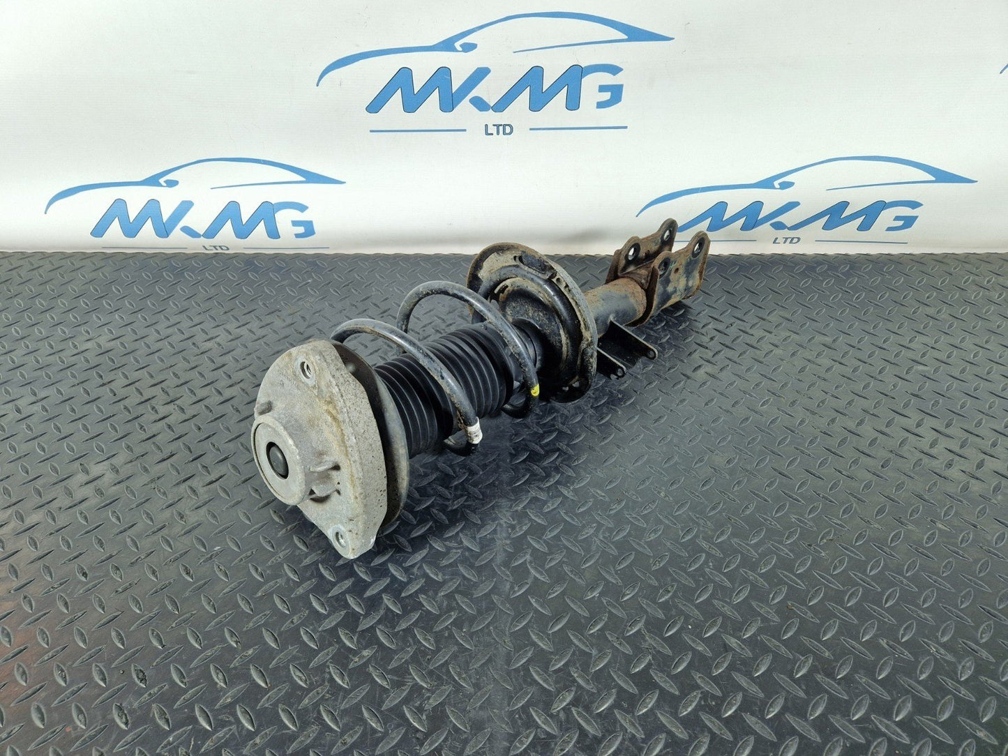 12-18 MERCEDES BENZ W176 FRONT LEFT PASSENGER SIDE SHOCK ABSORBER A1173200138