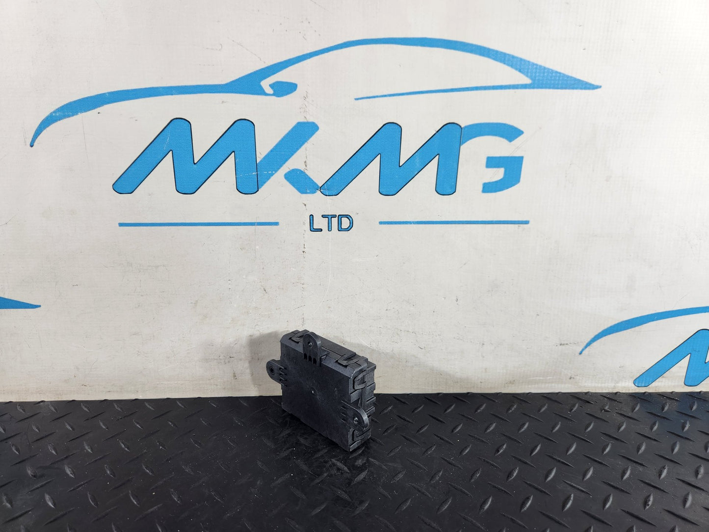Land Rover Range Rover Evoque SUV Rear Right Door Control Unit J8A214D620CC
