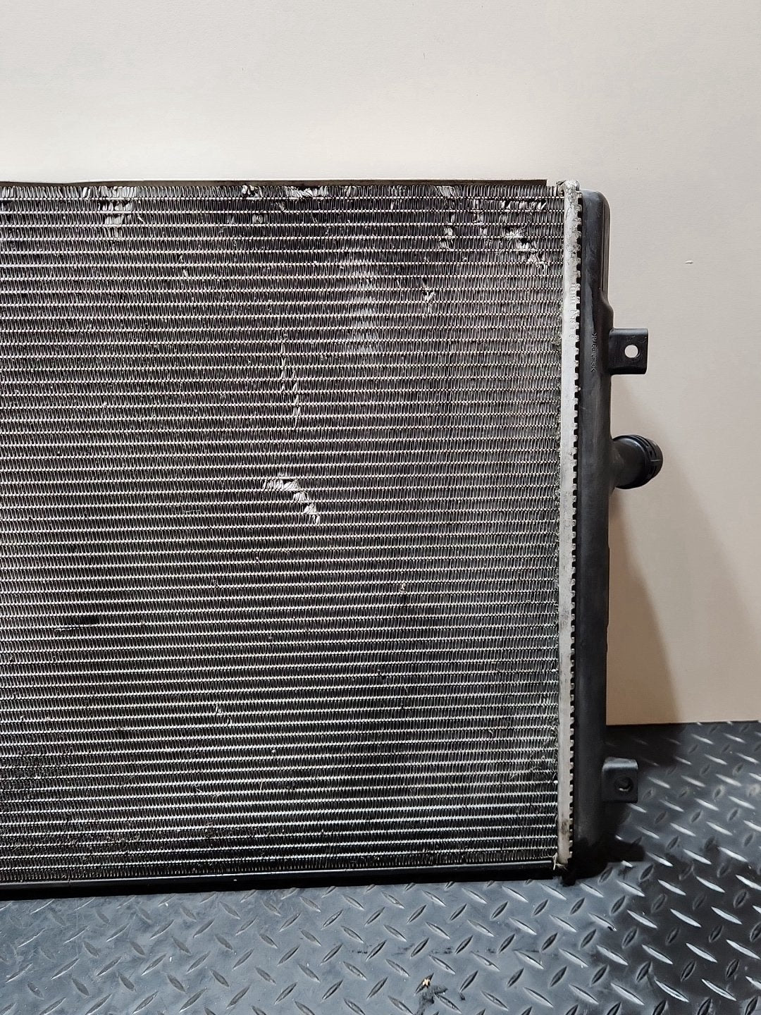 Audi A3 2L Diesel kw CBAB Genuine Engine Cooling Unit Radiator 1K0121251AB