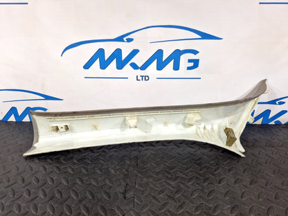 16-22 BMW X1 F48 DRIVER SIDE RIGHT A PILLAR COVER TRIM 7402608