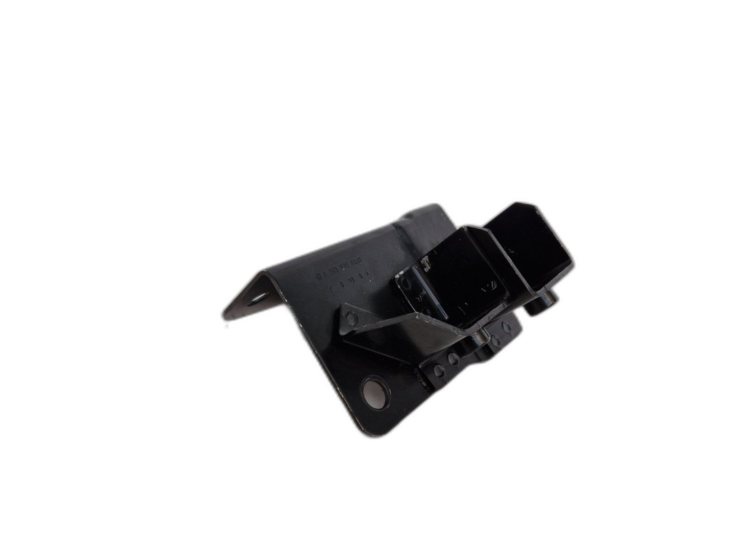 MERCEDES-BENZ C CLASS W205 LEFT MOUNTING BRACKET A2056100330