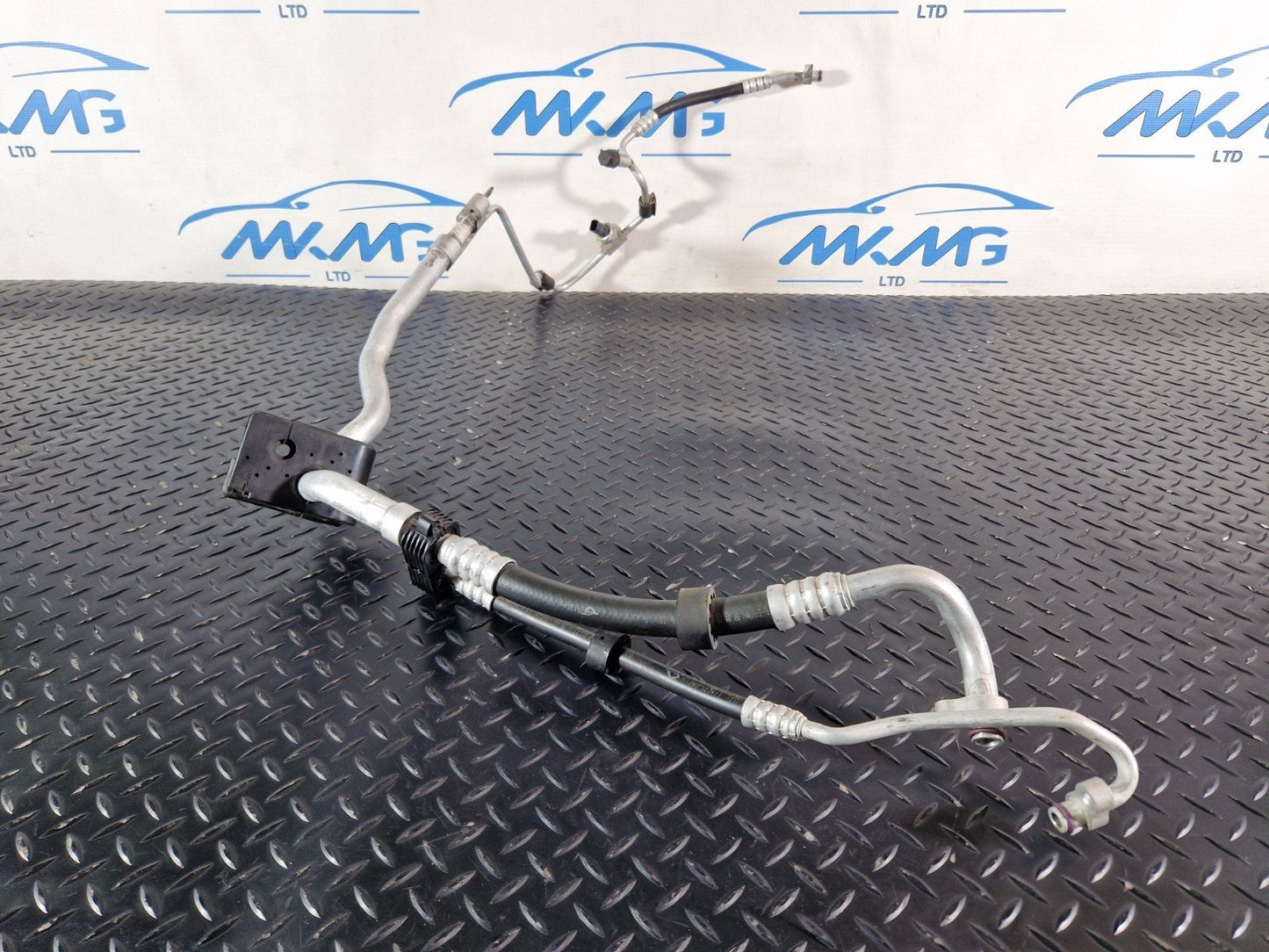16-19 MERCEDES BENZ GLE W166 GENUINE COOLING WATER HOSE PIPE A1668305600