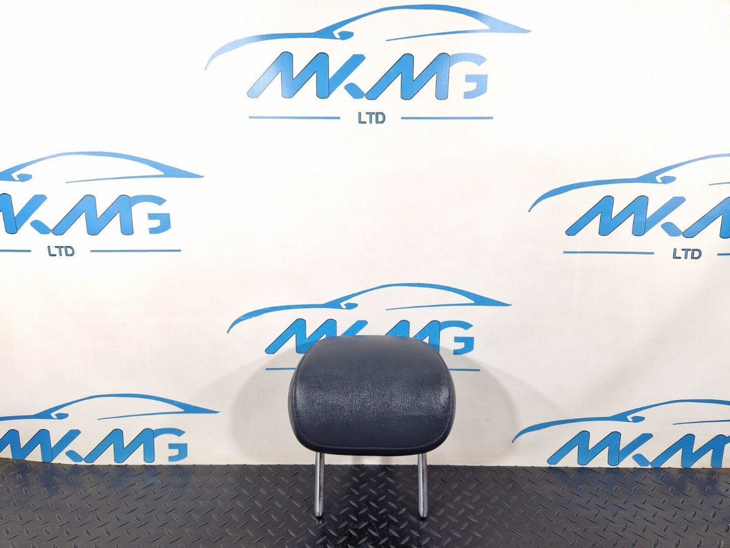 15-18 AUDI A7 4G REAR SEAT BLACK LEATHER HEADREST FITS LEFT & RIGHT 4G8885973