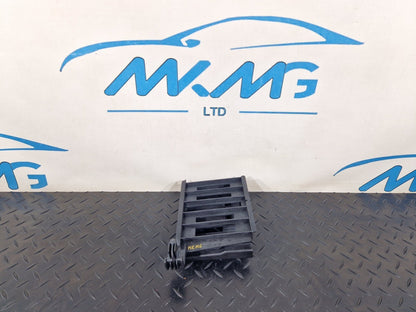 14-20 MERCEDES GLA 200 X156 GEARBOX CONTROL MODULE BRACKET HOLDER A2465450500