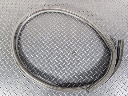 18-ON MERCEDES SPRINTER W907 BONNET RUBBER SEALING GASKET SEAL A9108871100