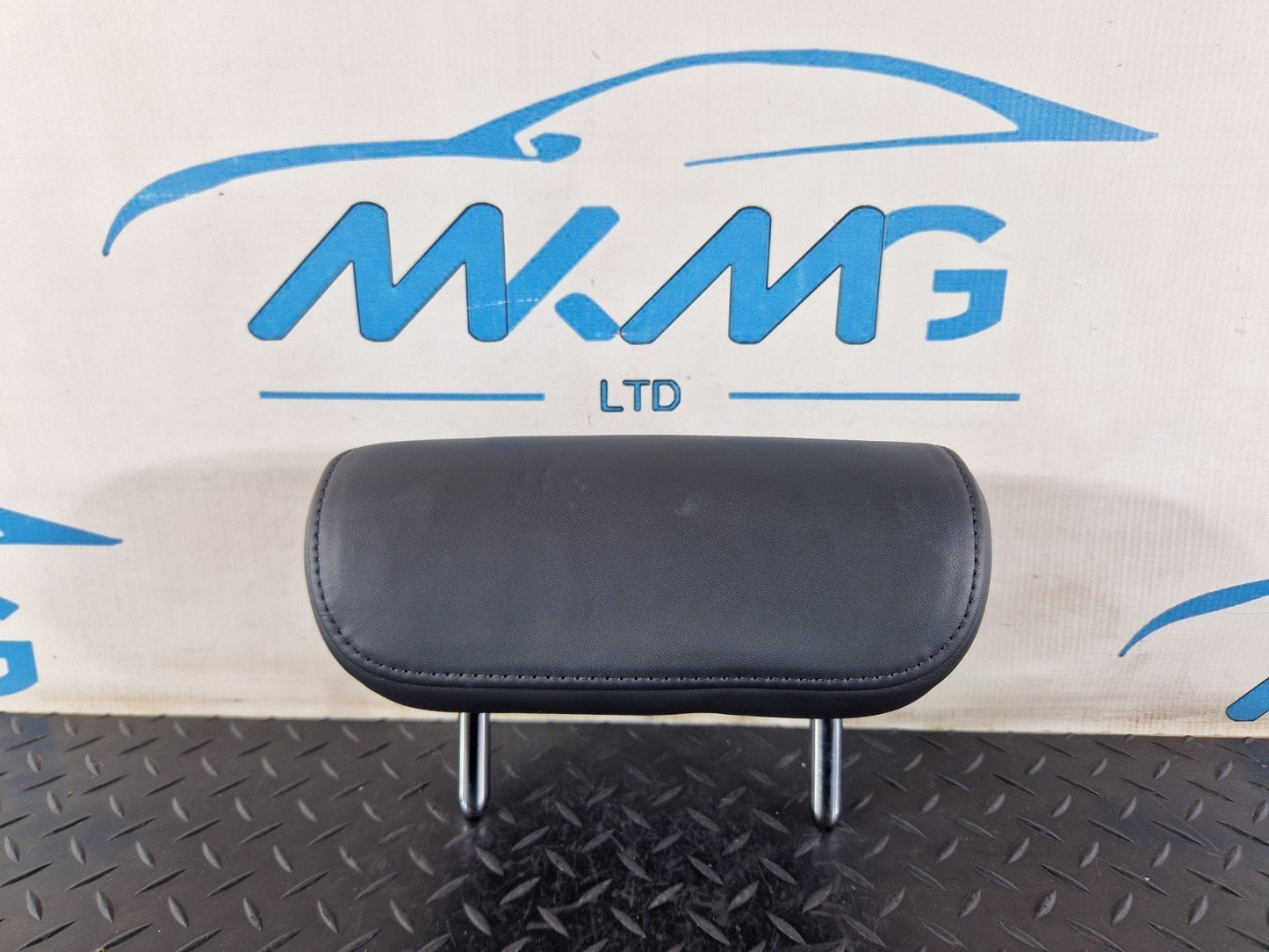 12-18 AUDI A6 C7 REAR SEAT MIDDLE CENTRE HEADREST BLACK LEATHER 4G0885975C
