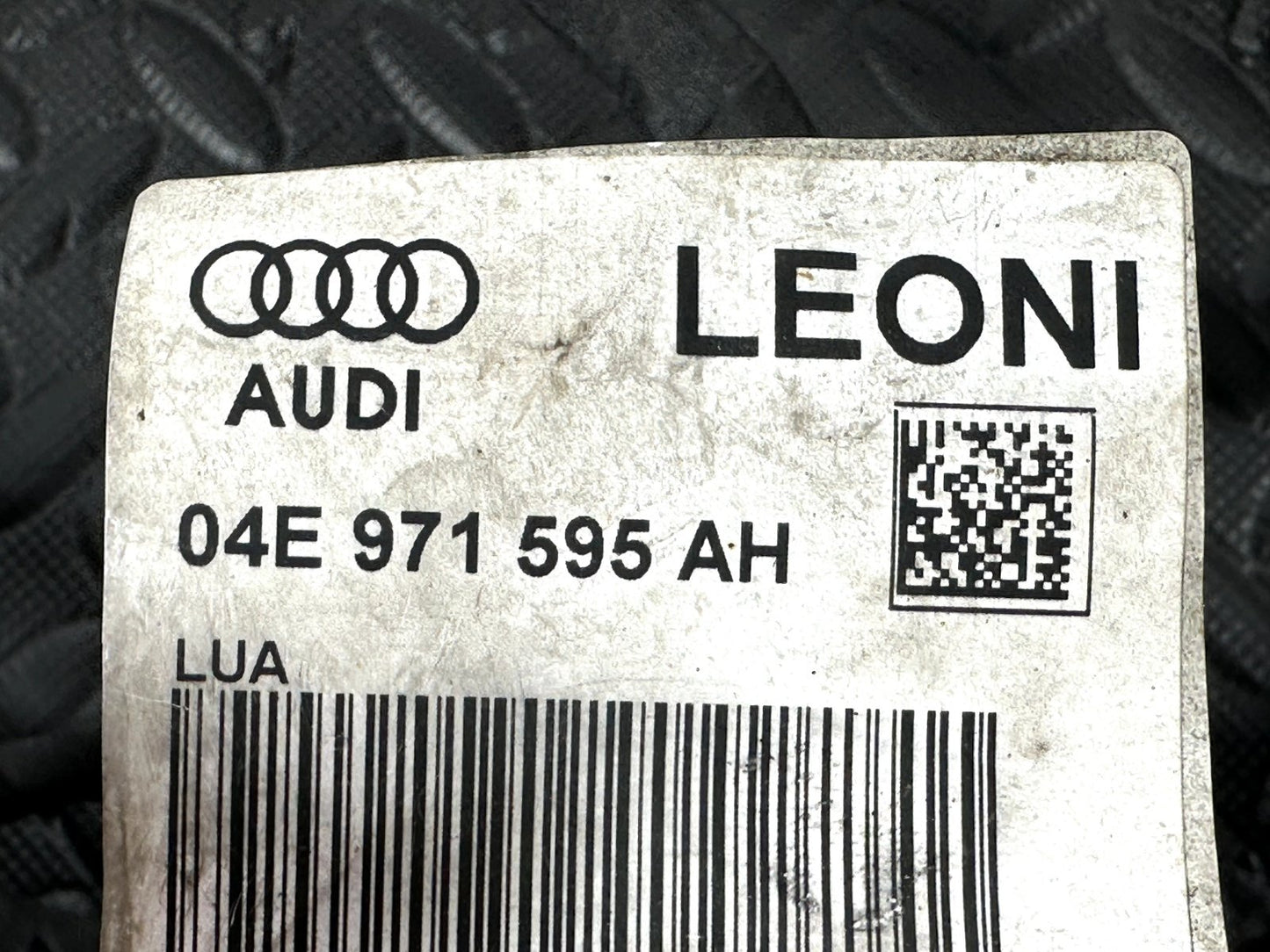 16-19 AUDI A4 B9 GENUINE 1.4 TFSI CVNA PETROL ENGINE WIRING LOOM 04E971595AH