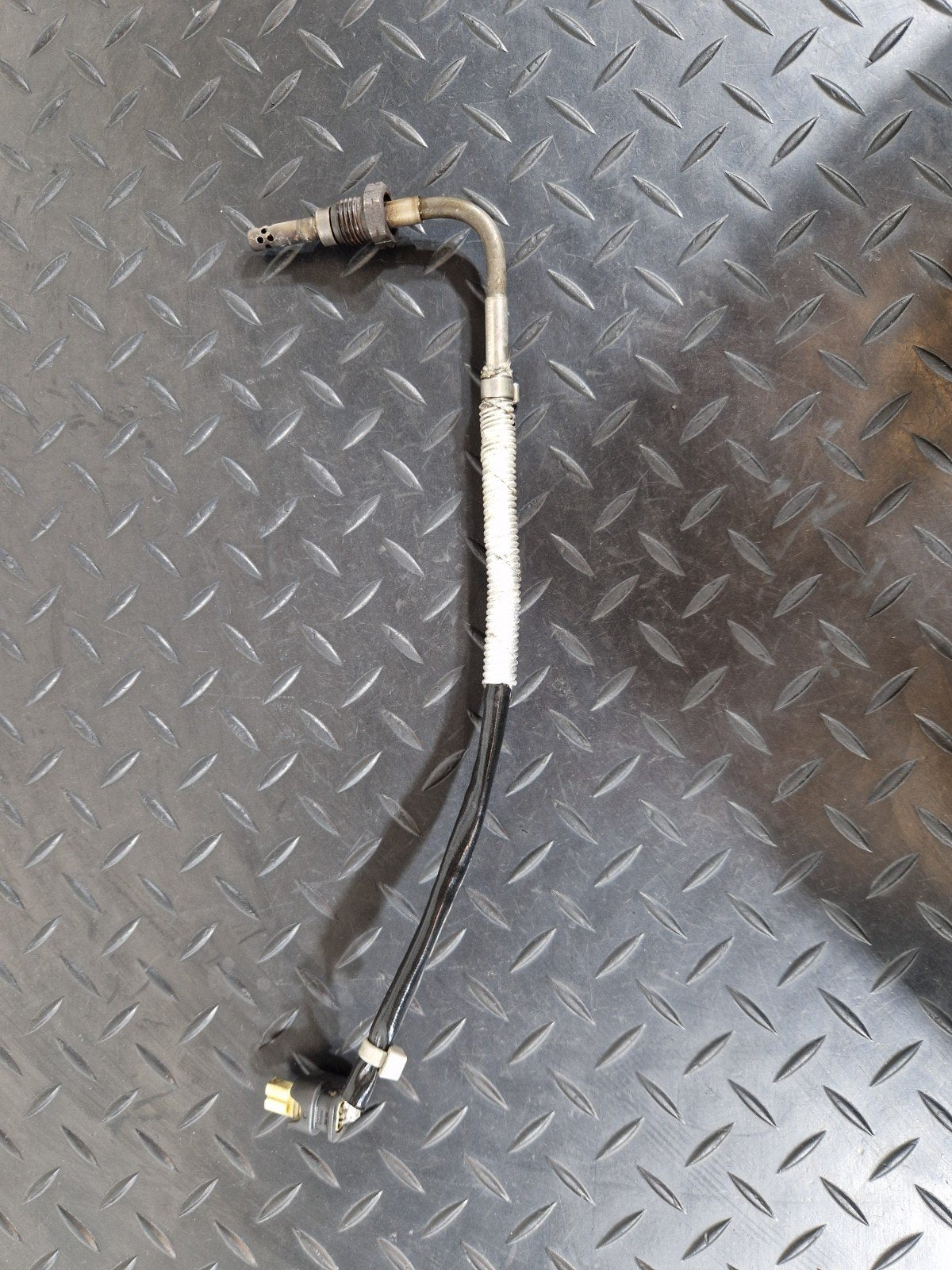 Mercedes-Benz Unknown Part Type A0081533728
