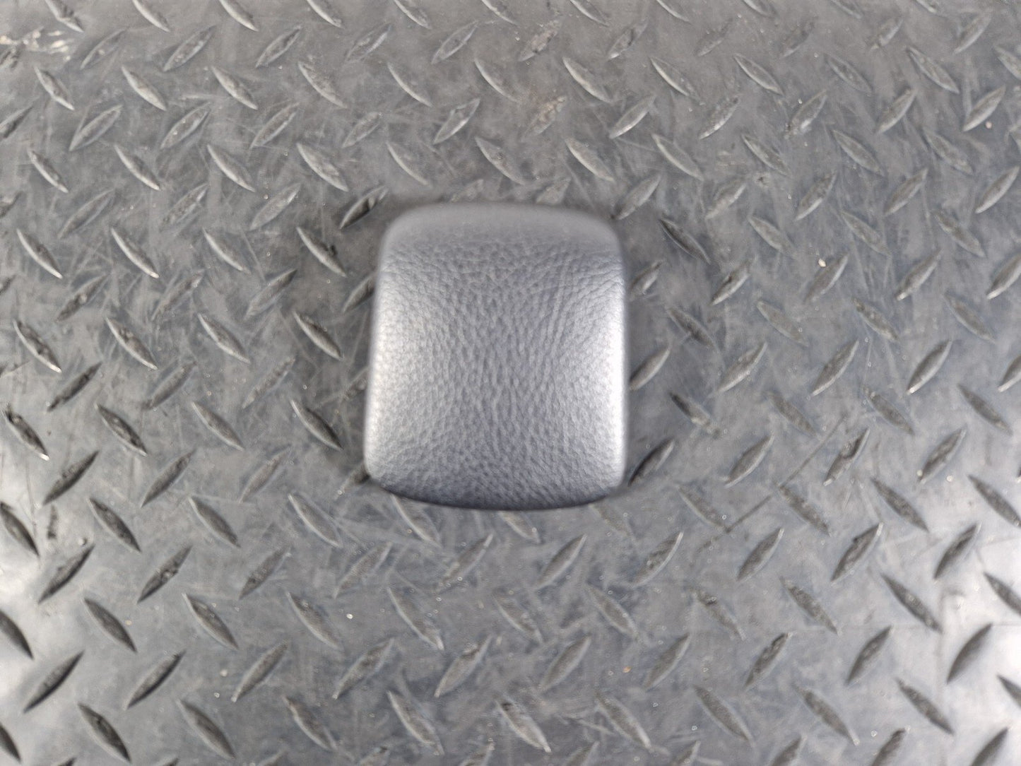 19-ON MERCEDES BENZ B CLASS W247 AUTOMATIC GEAR SHIFTING KNOB A2476831400