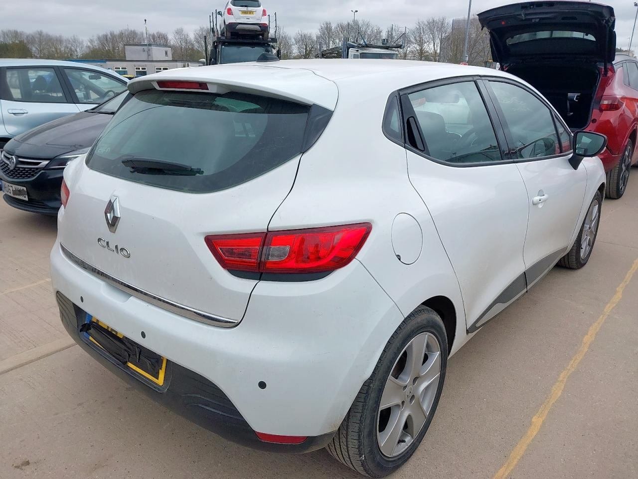 2015 Renault Clio MK4 (Ph1) (X98)