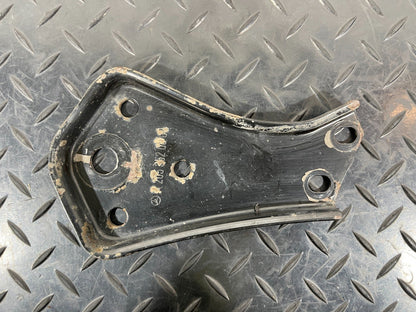 14-21 MERCEDES BENZ C300h W205 REAR SUBFRAME RIGHT SIDE STOP PLATE A2053520800