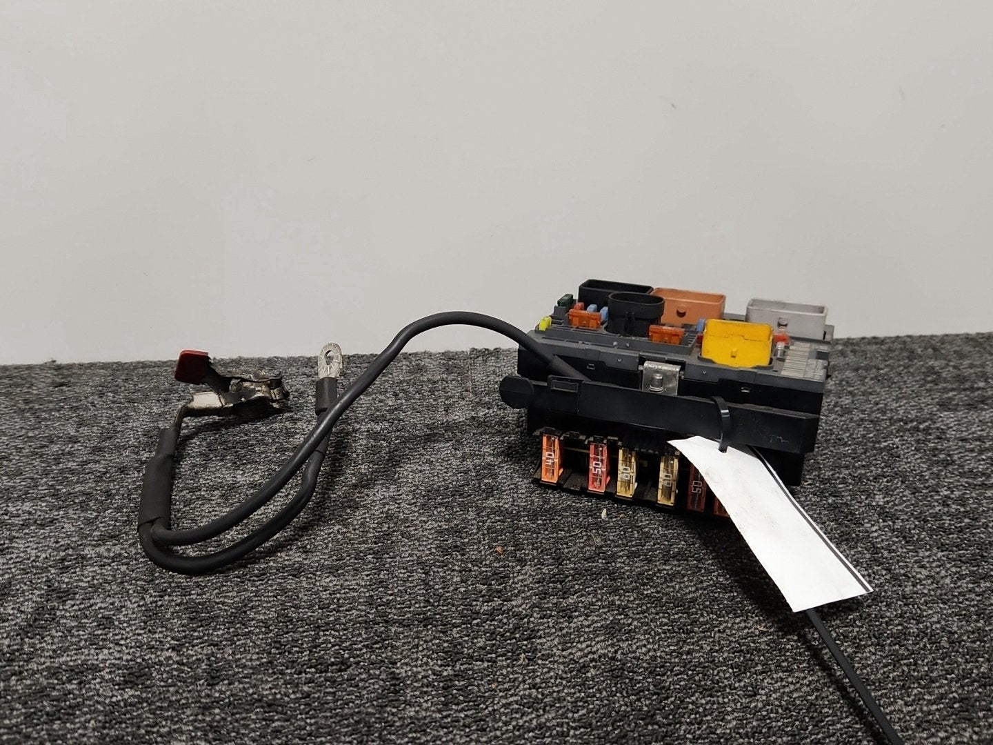 Peugeot Partner MK2 (PH1) (B9) Van Derived Car Genuine Under Bonnet Fuse Box