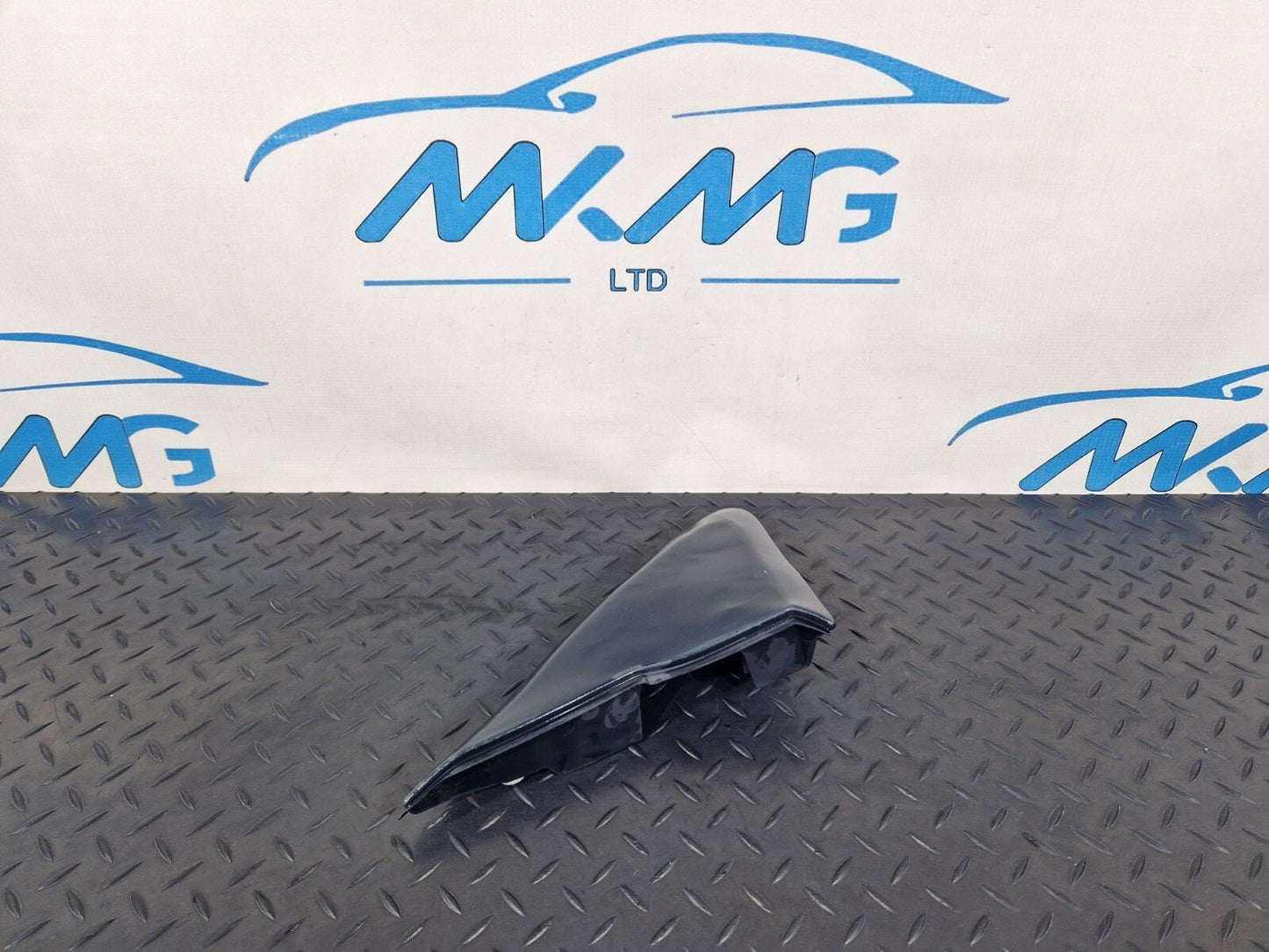 18-ON MERCEDES BENZ SPRINTER W907 W910 OEM RIGHT WING MIRROR COVER A9108110300