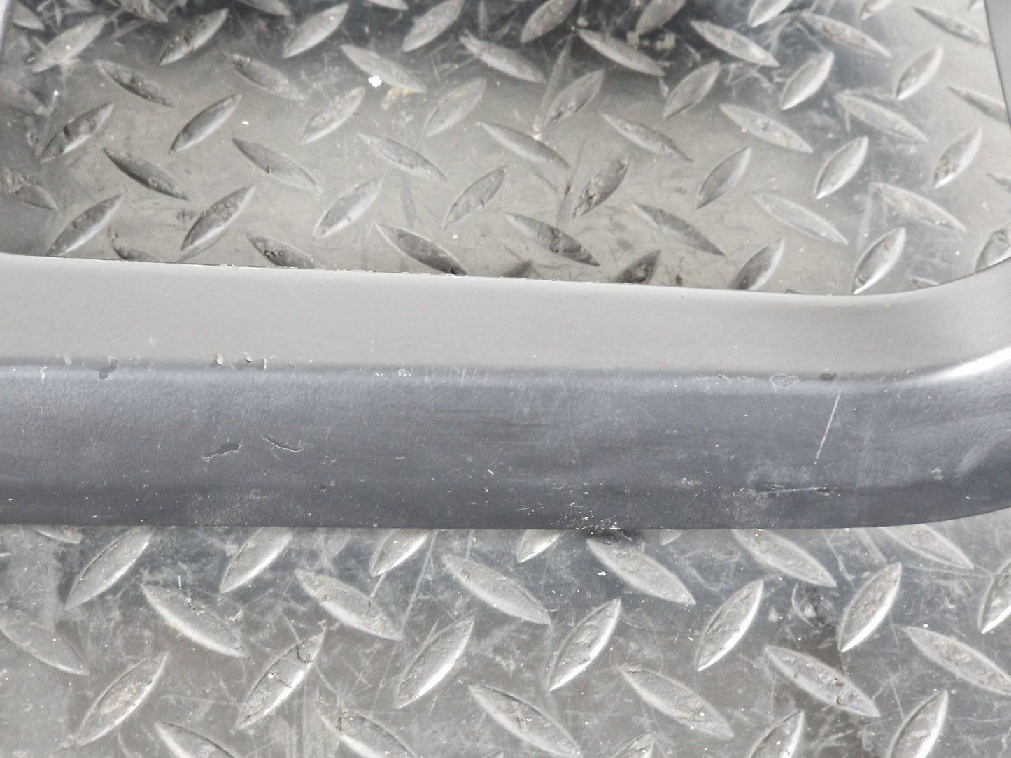 14-19 LAND ROVER L550 DISCOVERY CENTRE CONSOLE GEAR SURROUND TRIM FK72-045K08-A