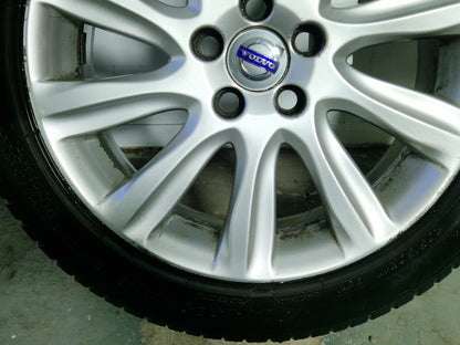 Volvo V40 MK3 (525) 17" Alloy Wheel with Tyre 205/50/17 ~3mm 31381857