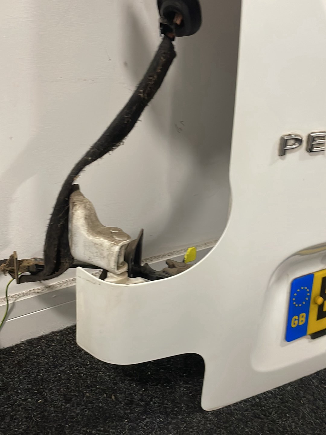 Peugeot Partner B9 Rear Left N/S Passenger Complete Door in Banquise White EWP