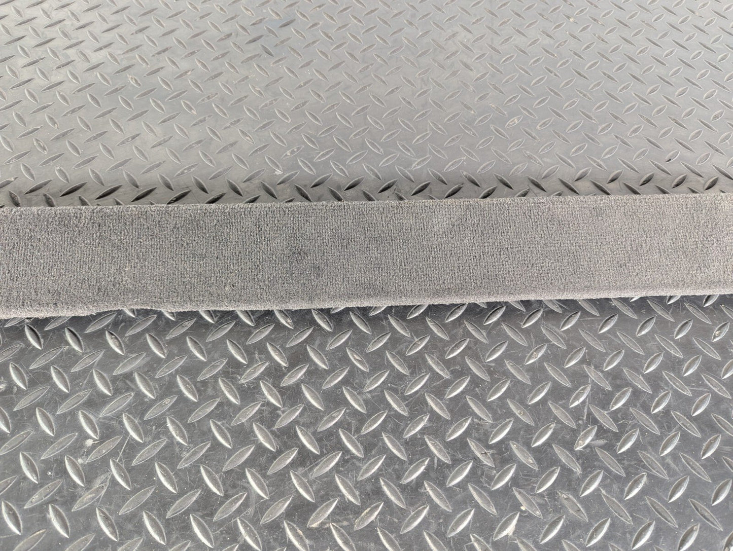 10-15 AUDI Q7 4L GENUINE TRUNK BOOT TRIM 4L0861488H